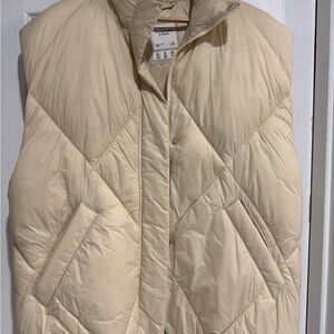 Abercrombie & Fitch Beige Quilted Vest